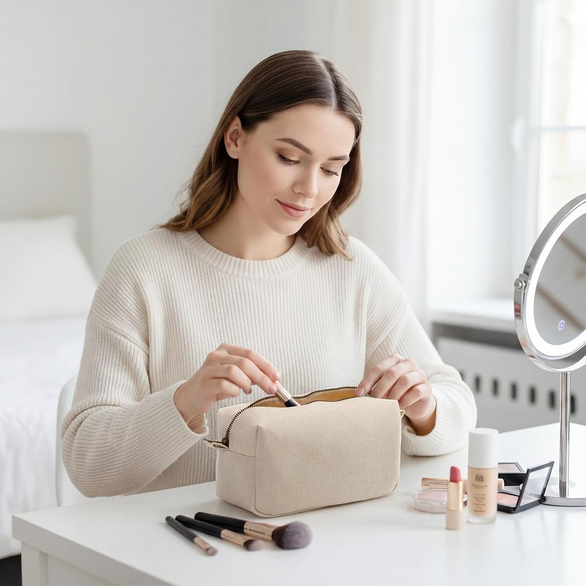 Canvas Makeup Bag for Women Beige Cosmetic Pouch with Zipper
