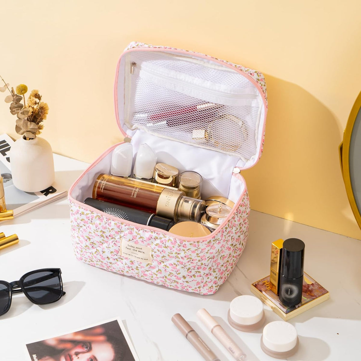 Makeup Bag for Women Quilted Cotton Make Up Bag Travel Cosmetic Bag Large Makeup Bag Cute Makeup Bags Organizer Floral Toiletry Bag Makeup Pouch for Purse, Pink Floral A-1PCS