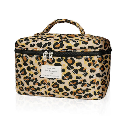 Gosect Large Makeup Bag, Cute Cosmetic Bag for Women Girls, Floral Coquette Aesthetic Toiletry Bag, Travel Make Up Organizer Bag (BDLH)
